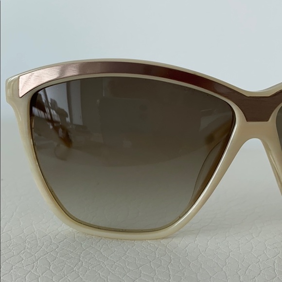 7 For All Mankind SUNGLASSES 😎 - Picture 5 of 5